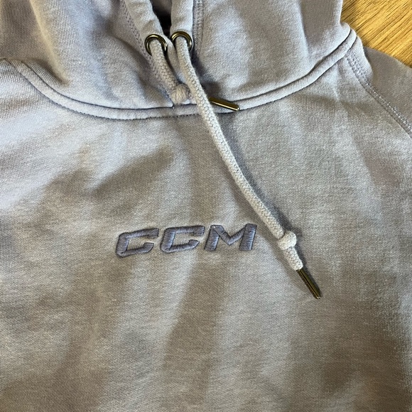 Men’s CCM Hockey Hoodie - Picture 2 of 3